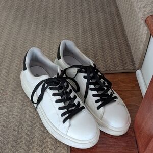 Steve Madden White and Black Sneakers Minimalist Design